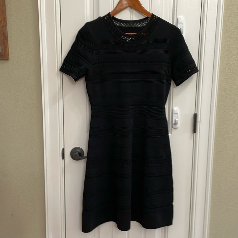 🌸CHELSEA 28 black detailed short sleeve dress. Size Small